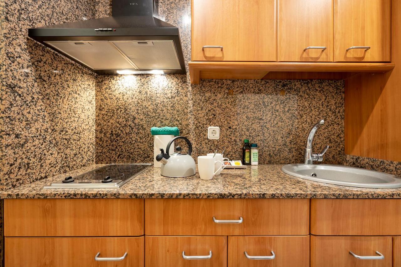 Apartments Sata Park Guell Area Barcelona Exterior foto